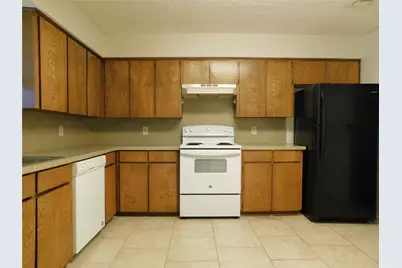 2204 Canterbury Court, Denton, TX 76205 - Photo 7