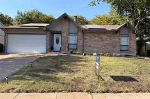 1224 Whittenburg Dr, Fort Worth, TX 76134 - Photo 3