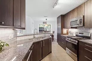 1020 Bayfield Dr, Denton, TX 76209 - Photo 11