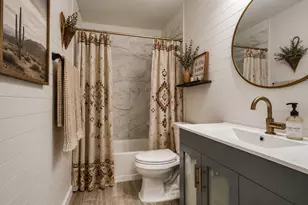 2041 Mallard Dr, Lewisville, TX 75077 - Photo 11