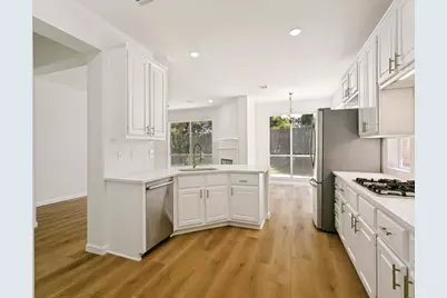 2152 Pritchard Drive, Grapevine, TX 76051 - Photo 3