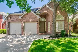 2152 Pritchard Dr, Grapevine, TX 76051 - Photo 1