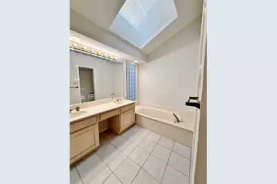 4050 Frankford Road #102, Dallas, TX 75287 - Photo 11