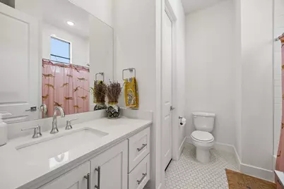 737 N Zang Boulevard #103, Dallas, TX 75208 - Photo 21