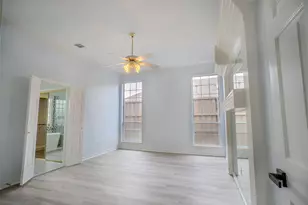 1806 Frosted Hill Dr, Carrollton, TX 75010 - Photo 5