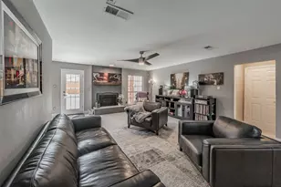 2141 Teal Ct, Lewisville, TX 75077 - Photo 11