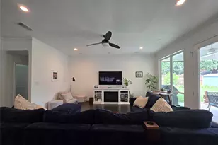 4512 Cloudview Rd, Fort Worth, TX 76109 - Photo 5