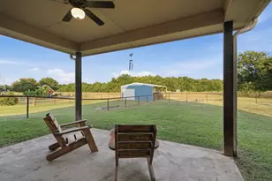 148 Fossil Rock Dr, Azle, TX 76020 - Photo 29