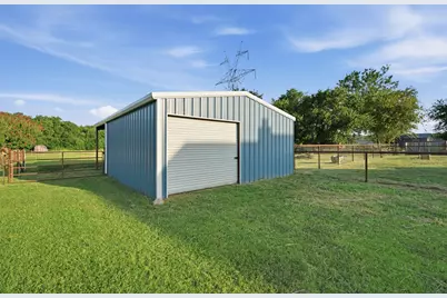 148 Fossil Rock Drive, Azle, TX 76020 - Photo 31