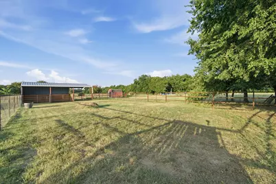 148 Fossil Rock Drive, Azle, TX 76020 - Photo 23