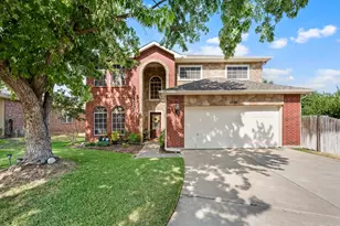 1100 Indian Trail Ct, Roanoke, TX 76262 - Photo 1