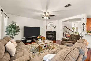 1100 Indian Trail Ct, Roanoke, TX 76262 - Photo 11