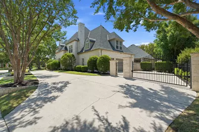 2001 Thames Trail, Colleyville, TX 76034 - Photo 3