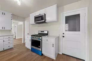 1007 N 61st St, Waco, TX 76710 - Photo 15