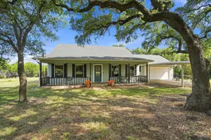 125 Deer Shadow Cir, Whitney, TX 76692 - Photo 1