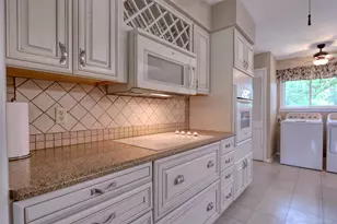 938 Nature Dr, Duncanville, TX 75116 - Photo 9