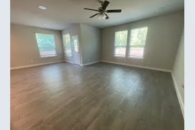 2607 Golden Bell Drive, Glenn Heights, TX 75154 - Photo 5