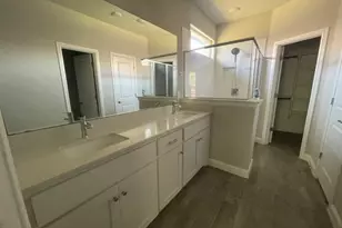 2607 Golden Bell Dr, Glenn Heights, TX 75154 - Photo 11
