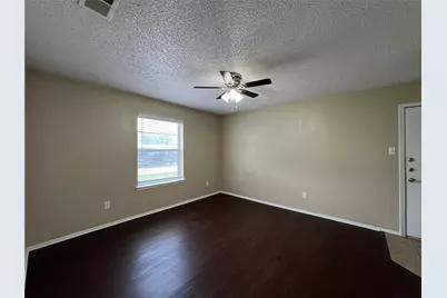 7041 Crosstimbers Lane, North Richland Hills, TX 76182 - Photo 11