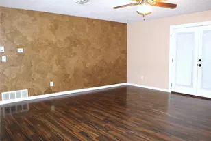 425 Edwards Dr, Dublin, TX 76446 - Photo 3