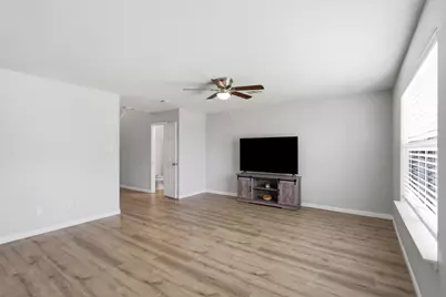 612 Lazy Crest Drive, Fort Worth, TX 76140 - Photo 9