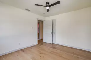 2704 W Biddison St, Fort Worth, TX 76109 - Photo 15
