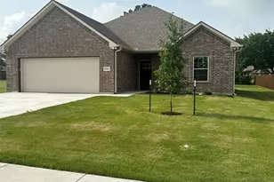 204 Ella St, Whitesboro, TX 76273 - Photo 1