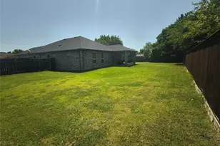 3027 Ames Rd, Lancaster, TX 75134 - Photo 33