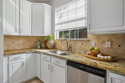 1600 Shadywood Lane, Flower Mound, TX 75028 - Photo 23