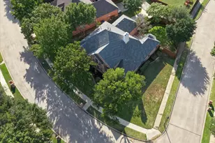 1600 Shadywood Ln, Flower Mound, TX 75028 - Photo 13
