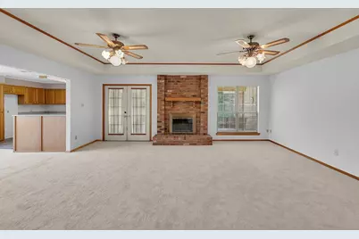 600 Lyndon Drive, Woodway, TX 76712 - Photo 3