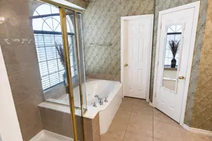 1206 Yukon Dr, Glenn Heights, TX 75154 - Photo 9