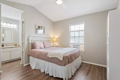 600 Bagby Avenue #5C, Waco, TX 76706 - Photo 15