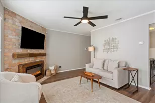 600 Bagby Ave, Waco, TX 76706 - Photo 3