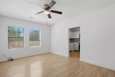 406 E Grayson Street, Leonard, TX 75452 - Photo 5