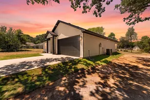 104 Clear Fork St, Gun Barrel City, TX 75156 - Photo 5