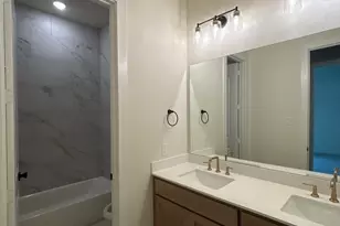 703 Water Side Dr, Van Alstyne, TX 75495 - Photo 21