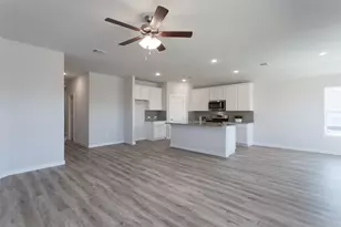 512 Pepperbark Ave, Princeton, TX 75407 - Photo 9