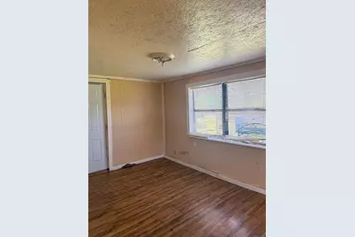 1821 Johnson, Greenville, TX 75401 - Photo 7