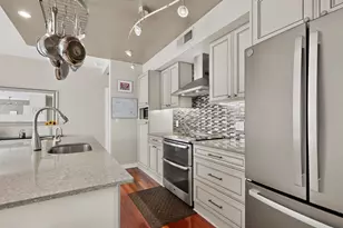 4040 N Hall St, Dallas, TX 75219 - Photo 15