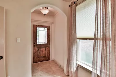 202 Captains Court, Granbury, TX 76049 - Photo 3