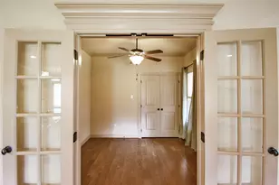 202 Captains Ct, Granbury, TX 76049 - Photo 17