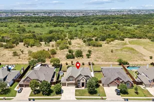 2261 Hideaway Pointe Dr, Little Elm, TX 75068 - Photo 3