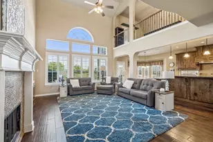 2261 Hideaway Pointe Dr, Little Elm, TX 75068 - Photo 9