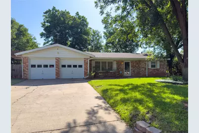 2117 Oakwood Lane, Abilene, TX 79605 - Photo 1