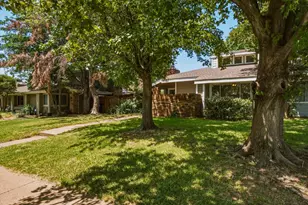 538 Harvest Hill St, Lewisville, TX 75067 - Photo 3