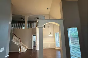 9702 Windy Hollow Dr, Irving, TX 75063 - Photo 5