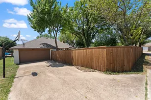 2113 Cedarwood Dr, Garland, TX 75040 - Photo 27
