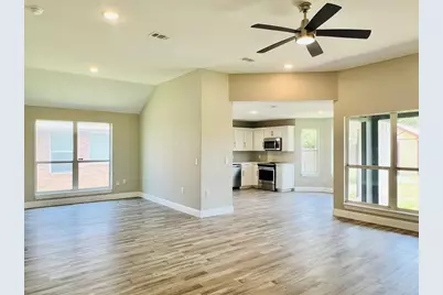 1516 Powder Horn Lane, Arlington, TX 76018 - Photo 3