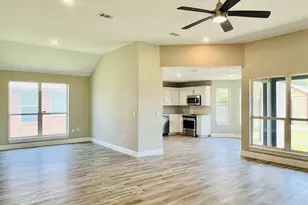 1516 Powder Horn Ln, Arlington, TX 76018 - Photo 3
